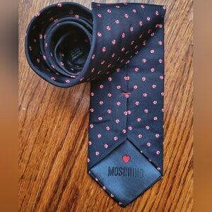 Moschino 100% silk tie